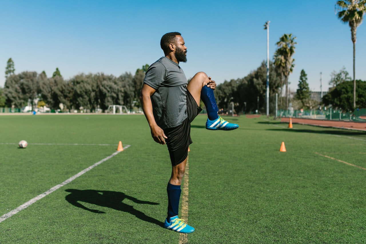 Como a fisiologia no futebol ajuda outras áreas do clube?